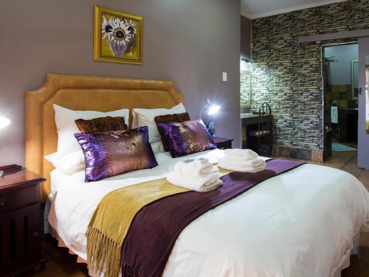 Purple Gecko Guest House Lydenburg Ngoại thất bức ảnh