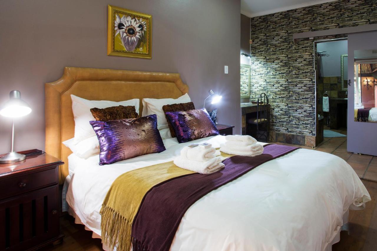 Purple Gecko Guest House Lydenburg Ngoại thất bức ảnh