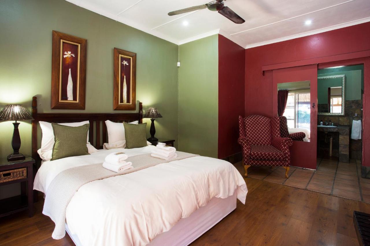 Purple Gecko Guest House Lydenburg Ngoại thất bức ảnh