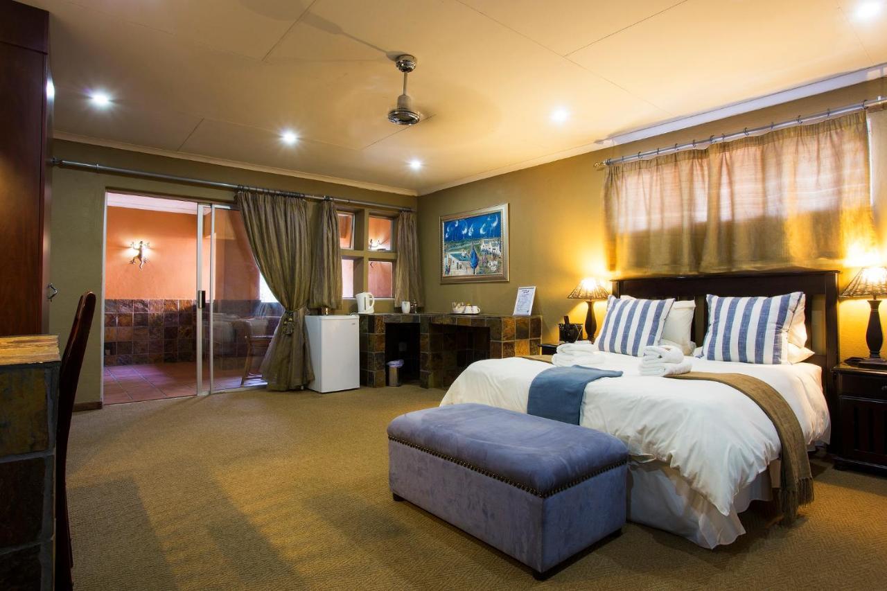 Purple Gecko Guest House Lydenburg Ngoại thất bức ảnh