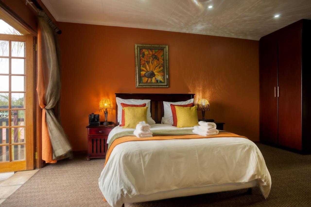Purple Gecko Guest House Lydenburg Ngoại thất bức ảnh