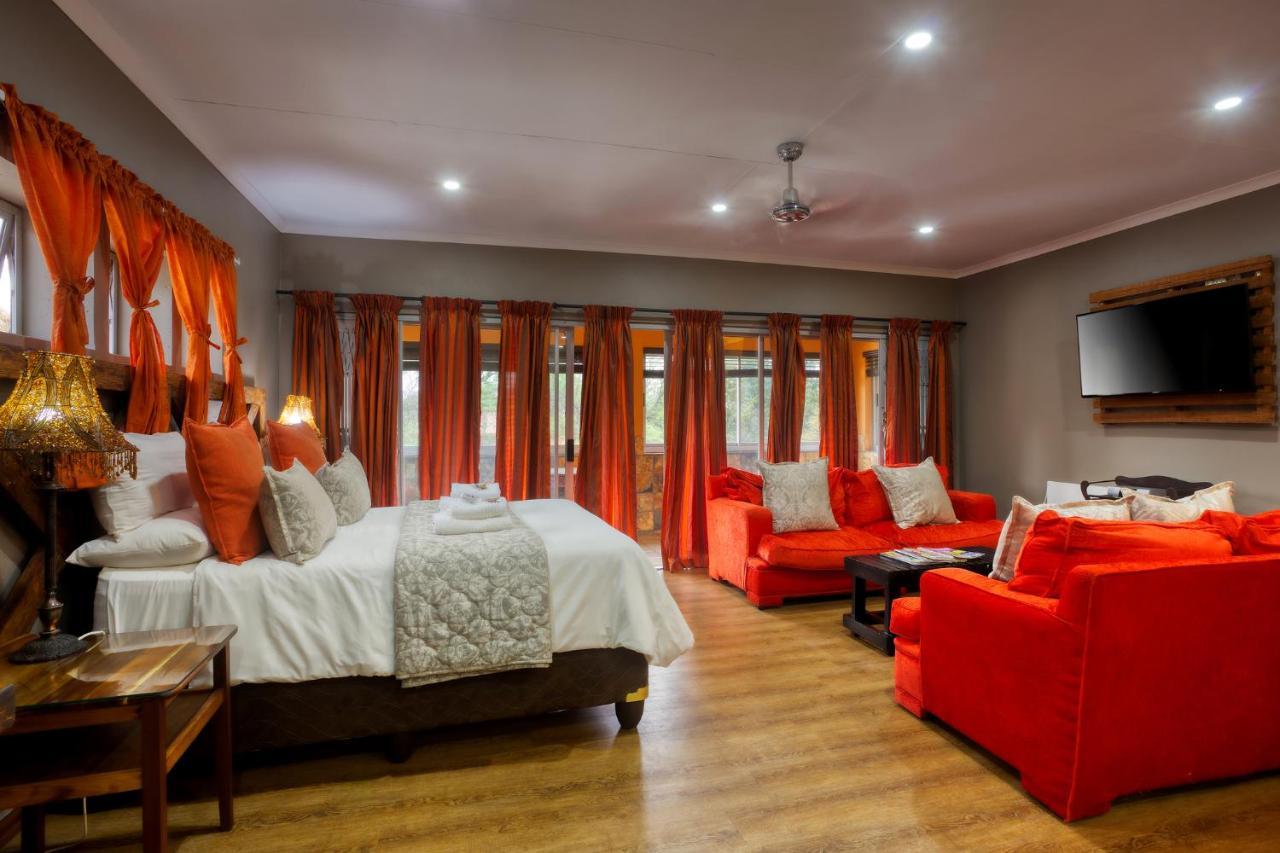 Purple Gecko Guest House Lydenburg Ngoại thất bức ảnh
